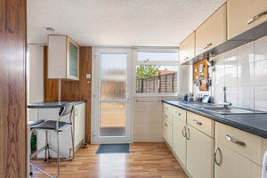 Kitchen - click for photo gallery